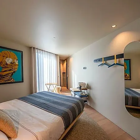 Sutrooms Hotel