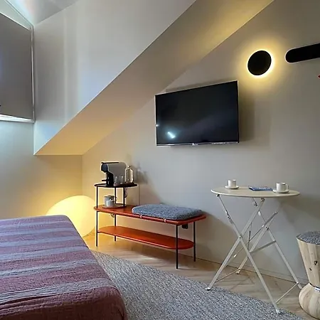Sutrooms Hotel